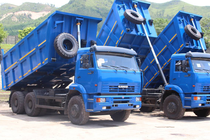 Xe Kamaz tự đổ